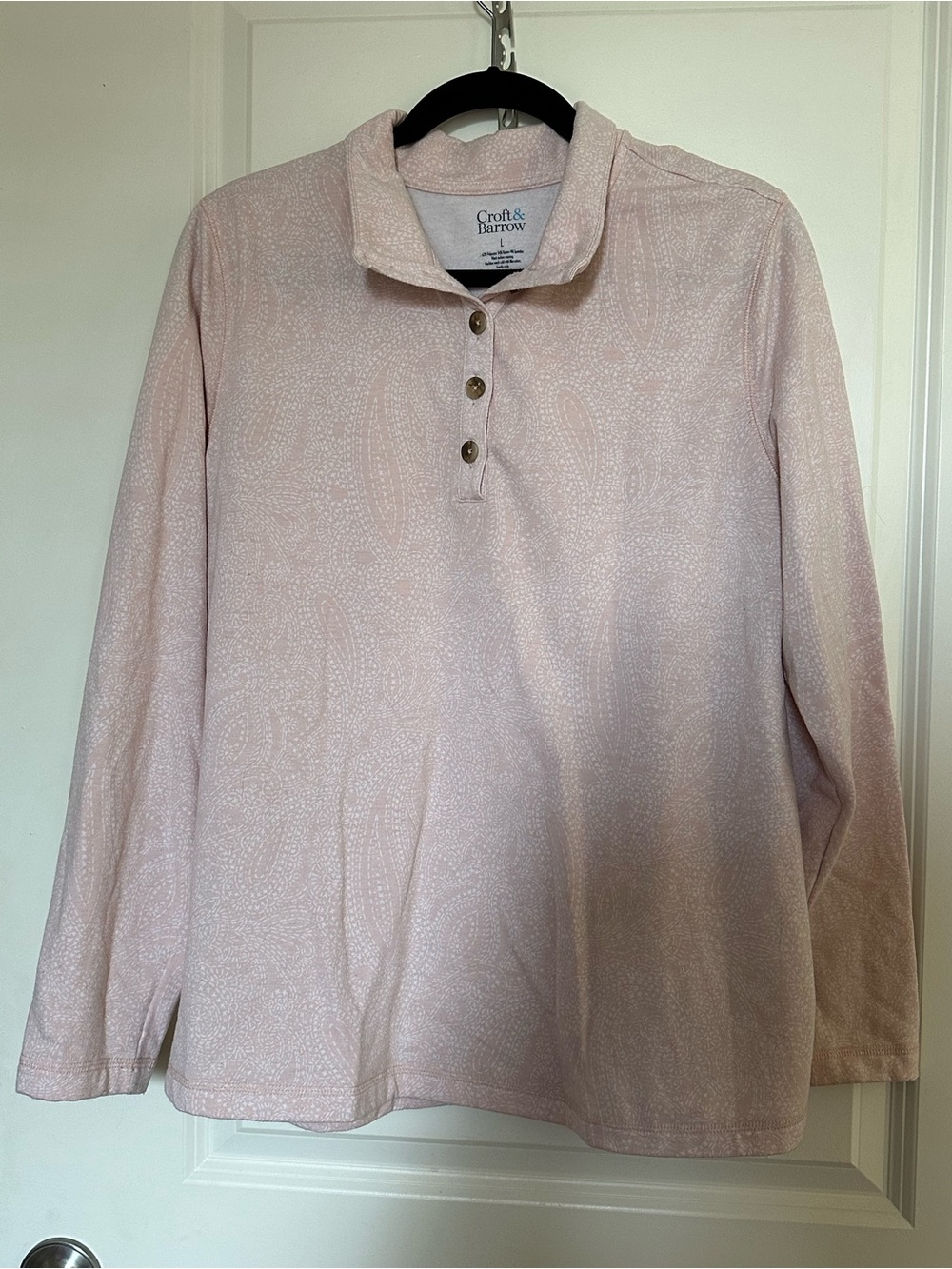Croft & Barrow Light Pink Paisley Pullover